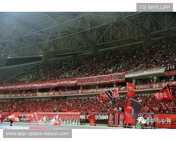 小联赛新秀引大俱乐部:未来之星的“跳板”与足球新生态的崛起 小联赛新秀引大俱乐部:未来之星的“跳板”与足球新生态的崛起