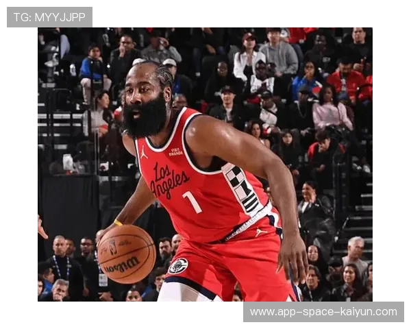 哈登制造空间后投篮命中，76人稳扎稳打