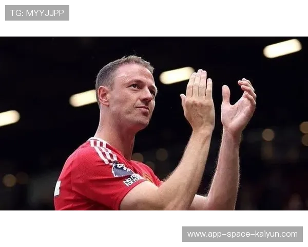 曼联准备对外租借多名青年以加速成长周期，开启青训新篇章