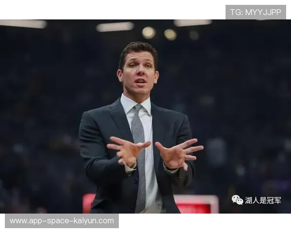 西汉姆门将双手神扑保住不失球纪录拯救球队 西汉姆门将双手神扑保住不失球纪录拯救球队